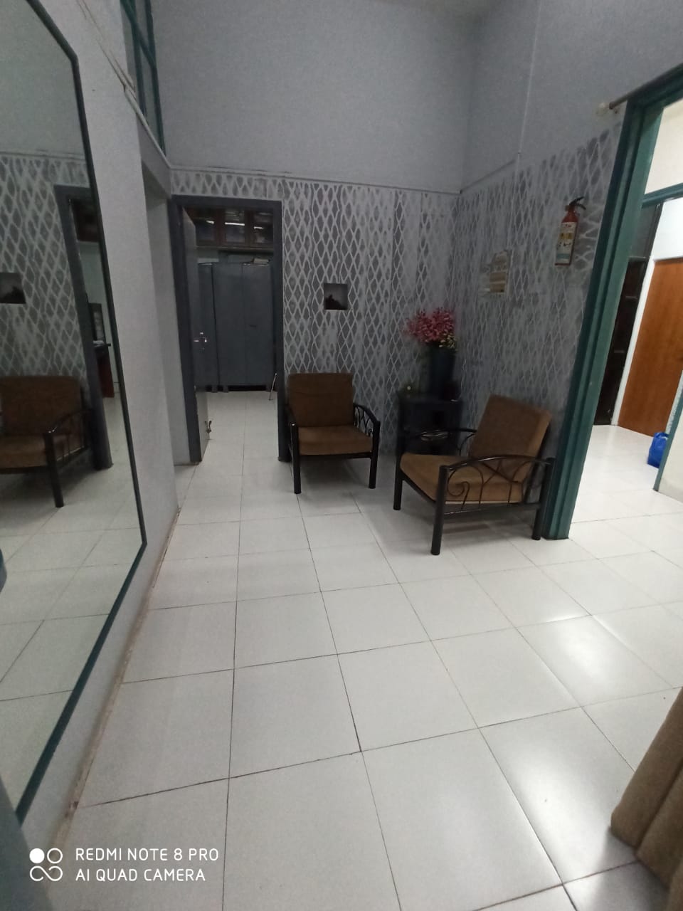 7fe7ed94-eea4-4029-9095-ba327fb699e9