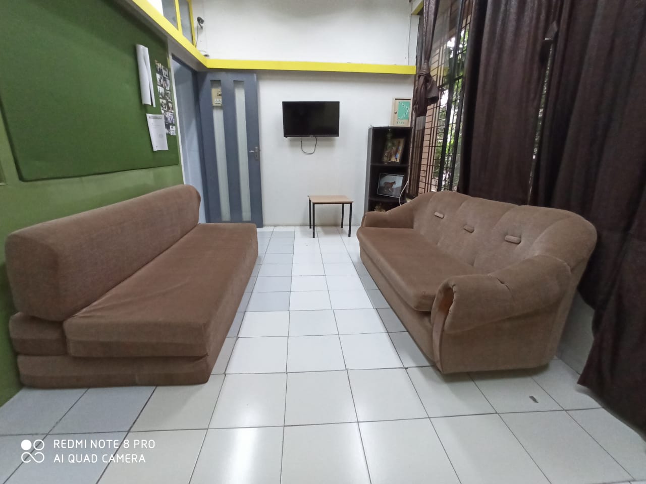 fe164273-c4f6-40a7-a652-969a6423a756